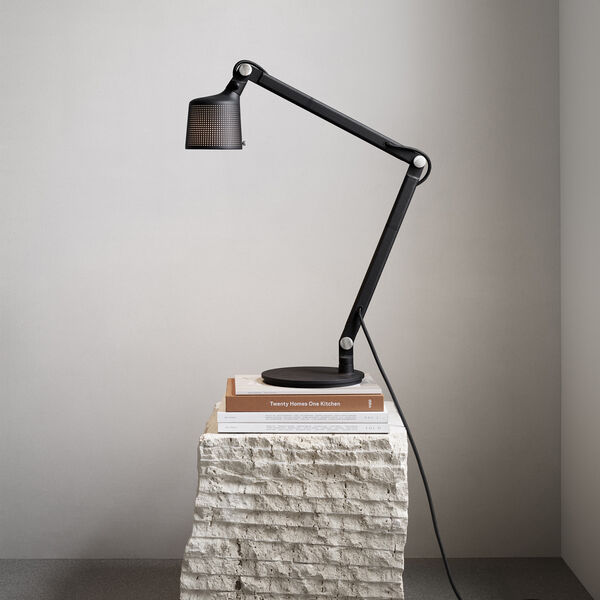 VIPP521 Desk Lamp, black, Vipp