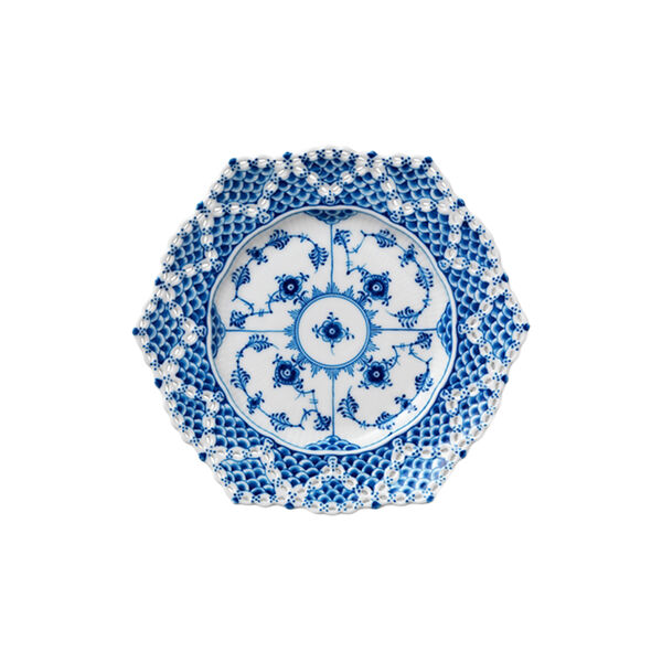 Blue Fluted Full Lace plate with cut edge &Oslash; 21 cm, Royal Copenhagen