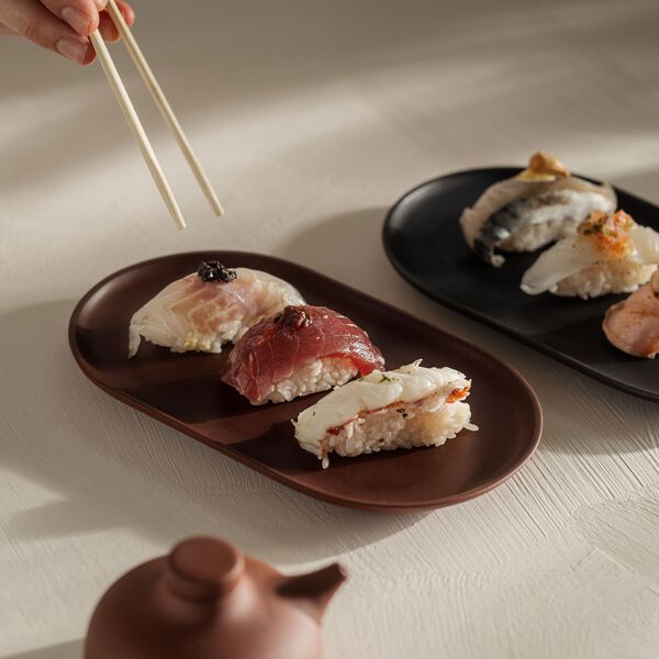 Sand Secrets Plate, black clay, Design House Stockholm