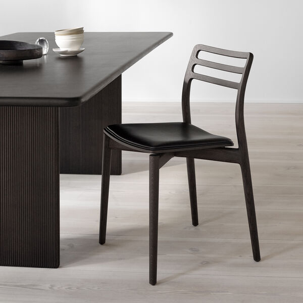 VIPP481 Cabin Chair, dark oak/black, Vipp