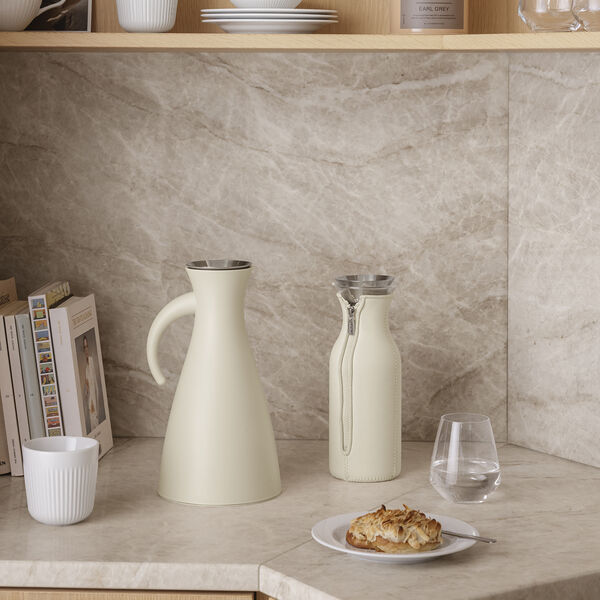 Vacuum Jug, coconut Vacuum Jug, coconut, Eva Solo