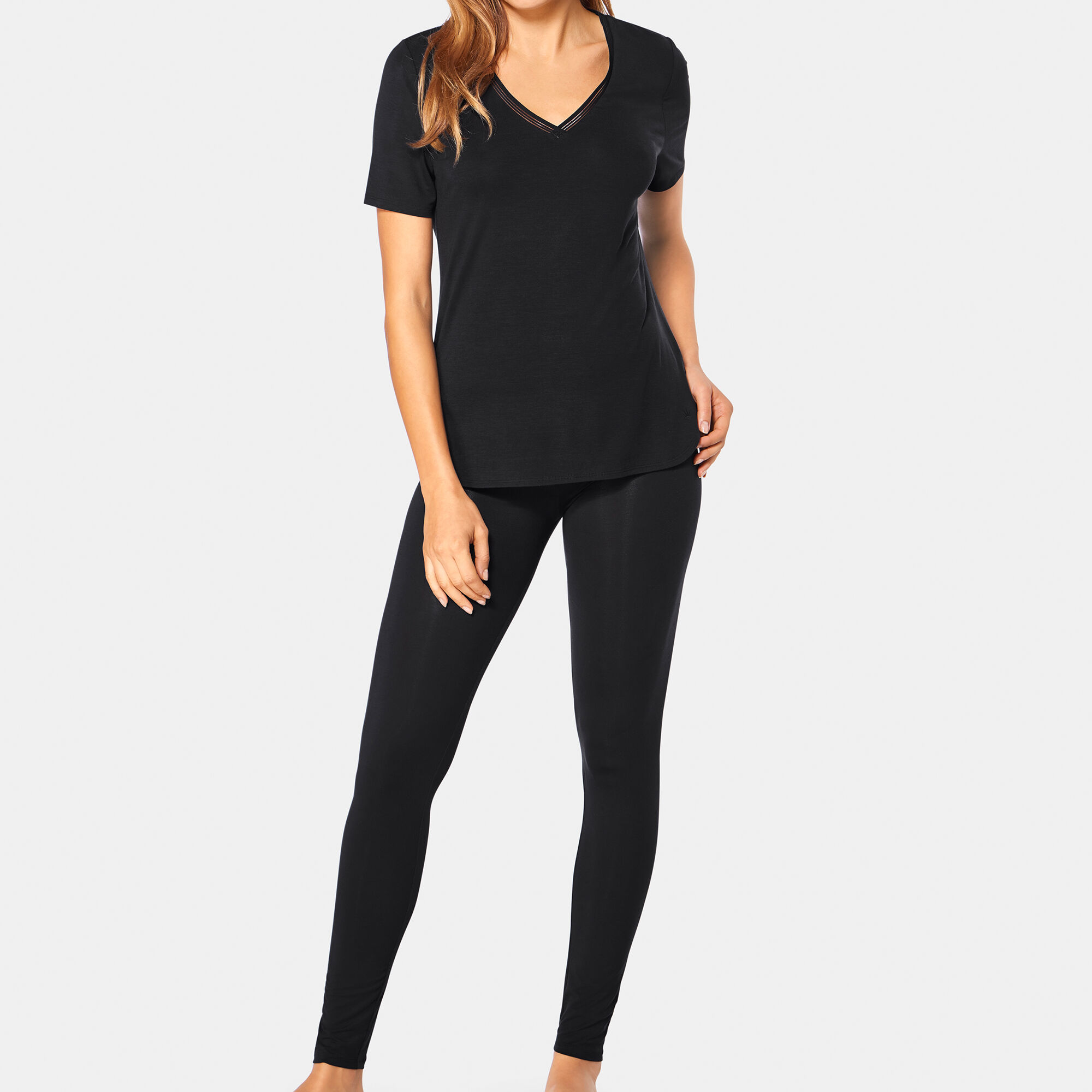 Climate outlet control leggings