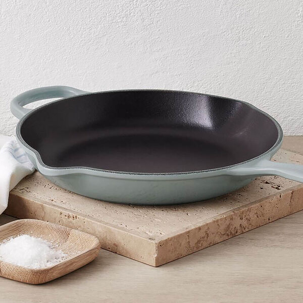 Signature cast iron round skillet &Oslash; 23 cm, sea salt, Le Creuset