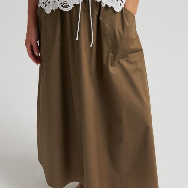 Alisa Skirt, canteen, Second Female
