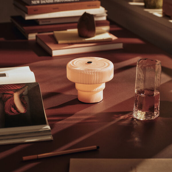 Ripple Portable Lamp | H 10 | Pale Rose, Ferm Living