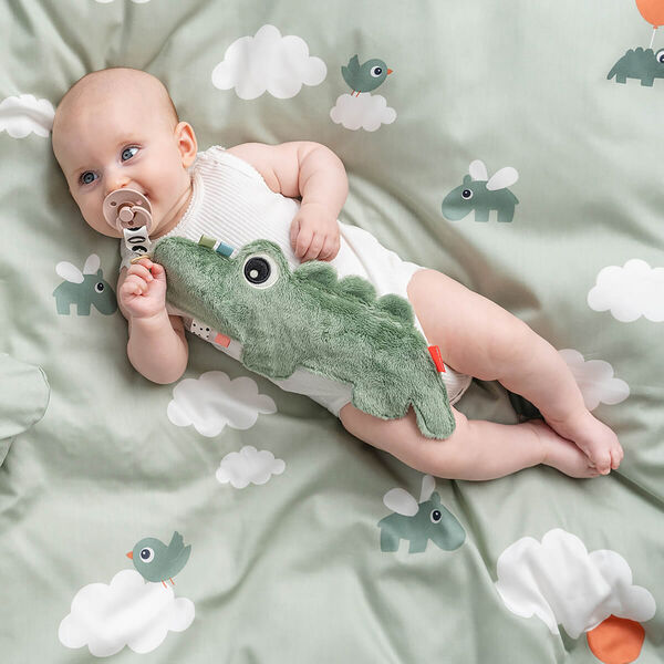 Croco Cozy Friend, green Croco Cozy Friend, green, Done by Deer
