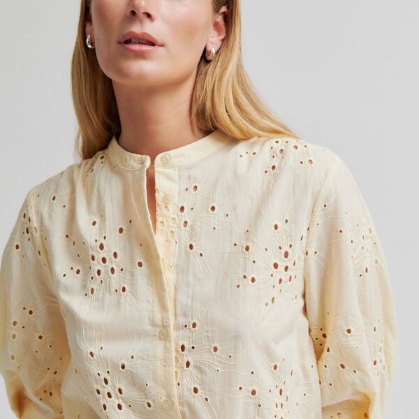 Cavana Shirt, alabaster gleam, Second Female