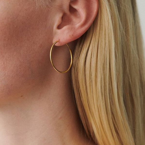 Plain Hoops, gold, Pernille Corydon Jewellery