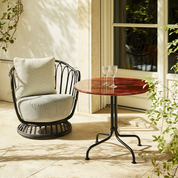 Grace Outdoor Lounge Chair, black Grace Outdoor Lounge Chair, black, GUBI