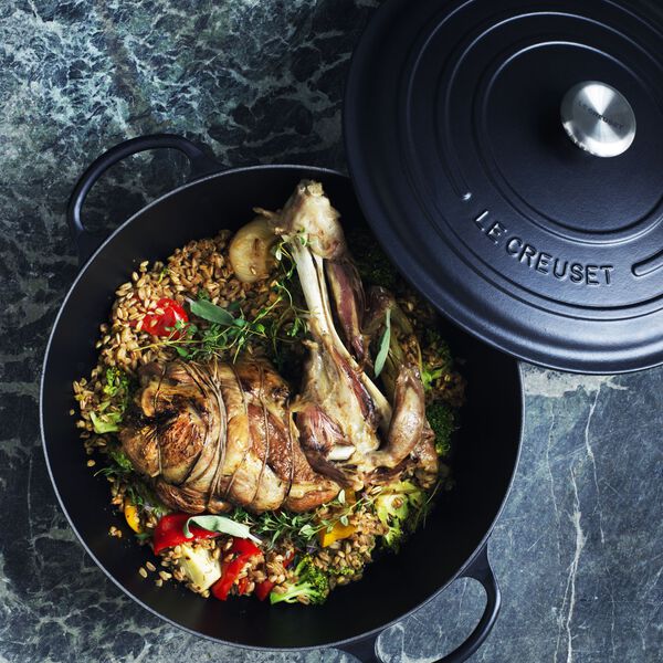 Signature cast iron soup pot &Oslash; 32 cm, matte black, Le Creuset