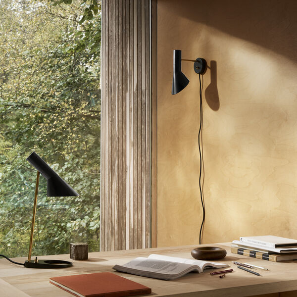 AJ Wall Lamp, brass/black AJ Wall Lamp, brass/black, Louis Poulsen