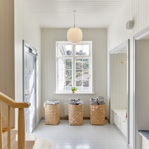 VL45 Radiohus Pendant, opal white, Louis Poulsen