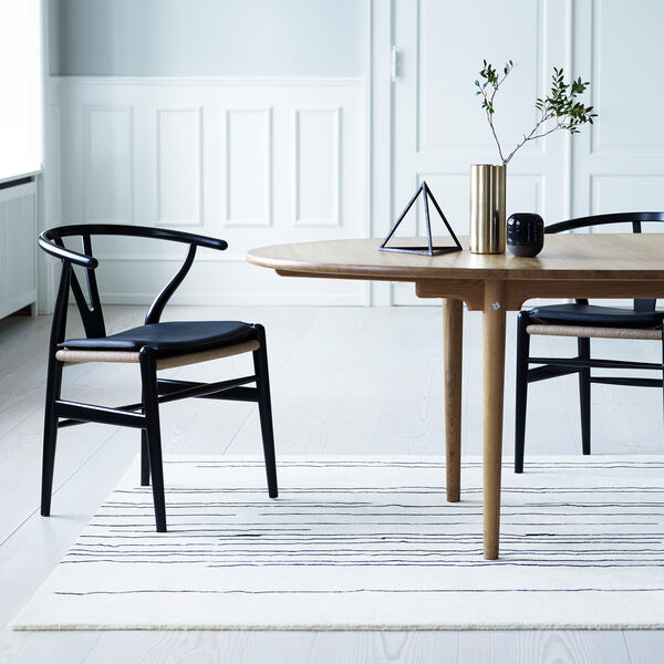 CH24 Wish Bone Chair, black lacquered oak/natural, Carl Hansen & S&oslash;n