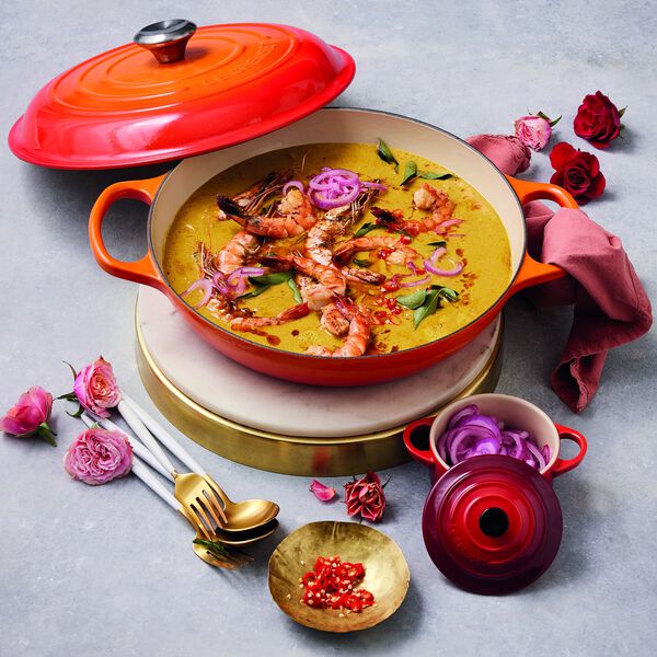 Signature cast iron buffet pot 30 cm, volcanic, Le Creuset