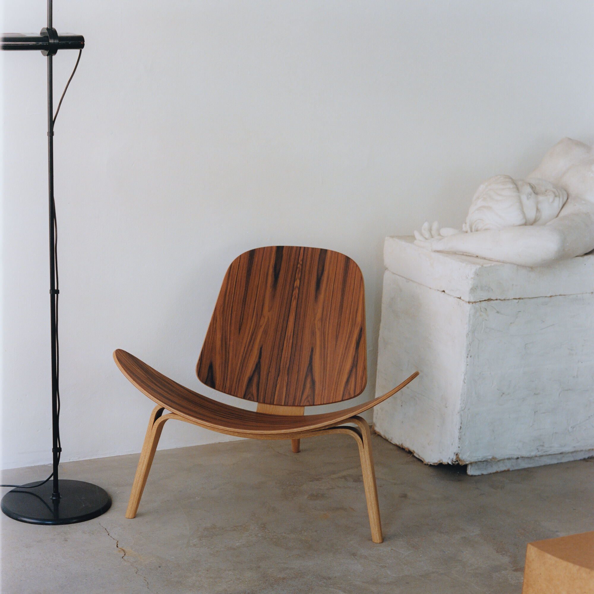 Cheap sales shell chair