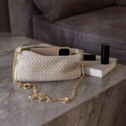 Knitted Clutch Chain Petra, beige melange, By LOHN