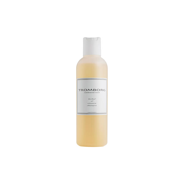 Shampoo Herbal & Vitamin Shampoo Herbal & Vitamin, Tromborg