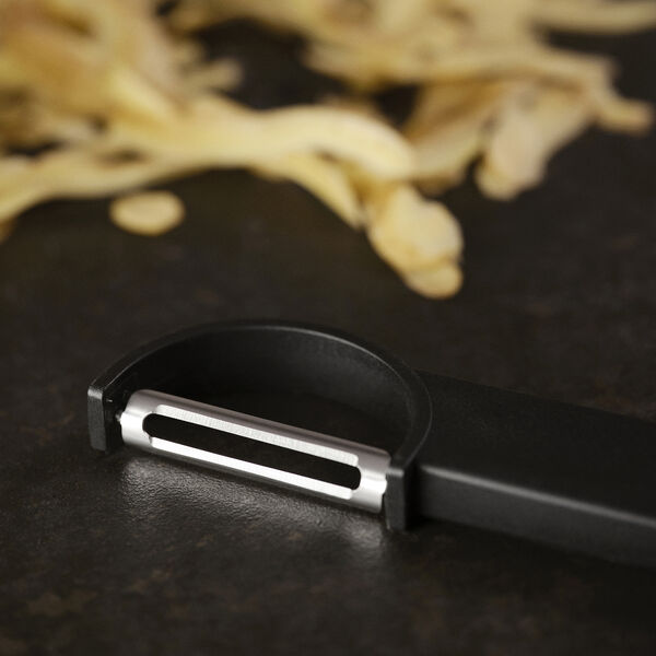 Singles Vegetable Peeler, black, Zone Denmark