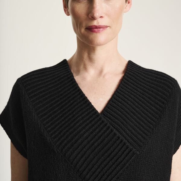 Nitto sleeveless blouse, black, BITTE KAI RAND