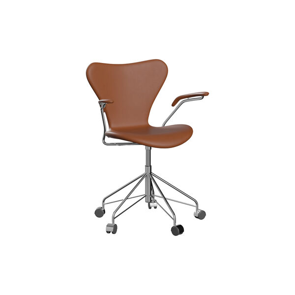 Series 7™ 3217 Fully Upholstered Office Chair, Essential walnut Series 7™ 3217 Fully Upholstered Office Chair, Essential walnut, Fritz Hansen
