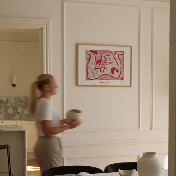 A Woman for Gods A Woman for Gods, Peléton