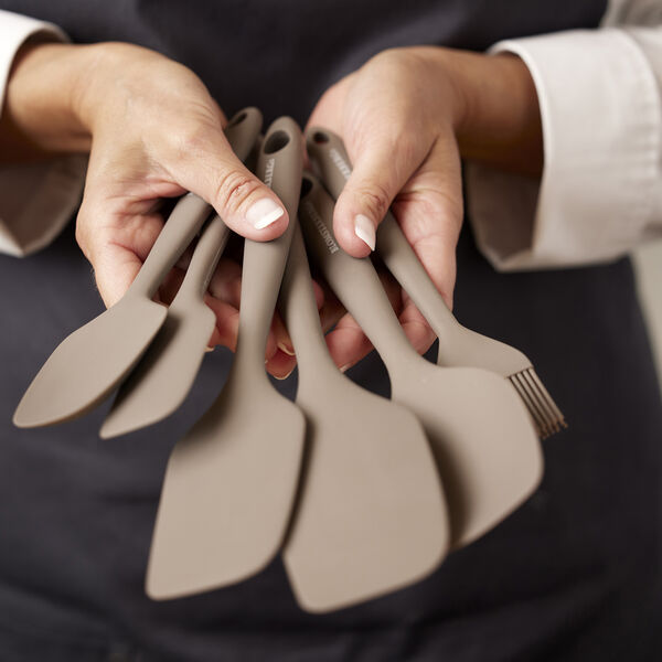 Dough scraper 27 cm, latte, Blomsterbergs