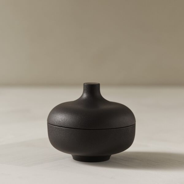 Sand Secrets Medium Bowl, black clay, Design House Stockholm