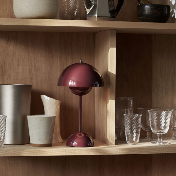 Flowerpot VP9 Portable Table Lamp, dark plum Flowerpot VP9 Portable Table Lamp, dark plum, &Tradition