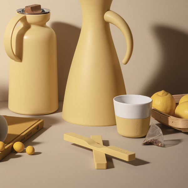 Magnetic Trivet, golden sand, Eva Solo