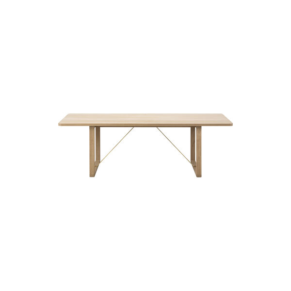 BM67 Coffee Table, soap treated oak/brass, Fredericia Furniture