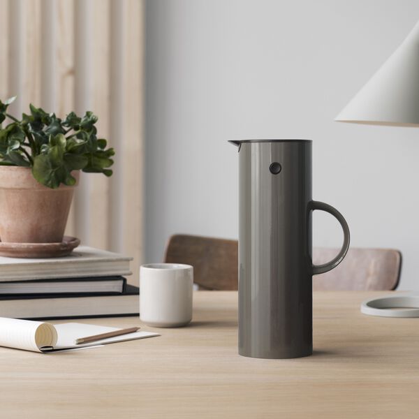 EM77 Vacuum Jug 1 L, bark, Stelton