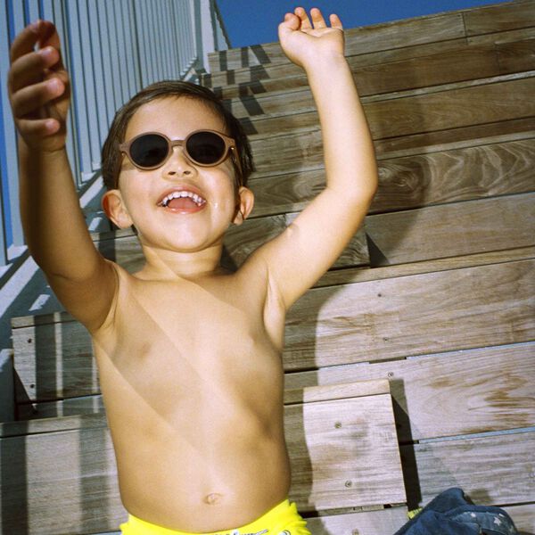 #D KIDS PLUS sunglasses, chocolate, IZIPIZI