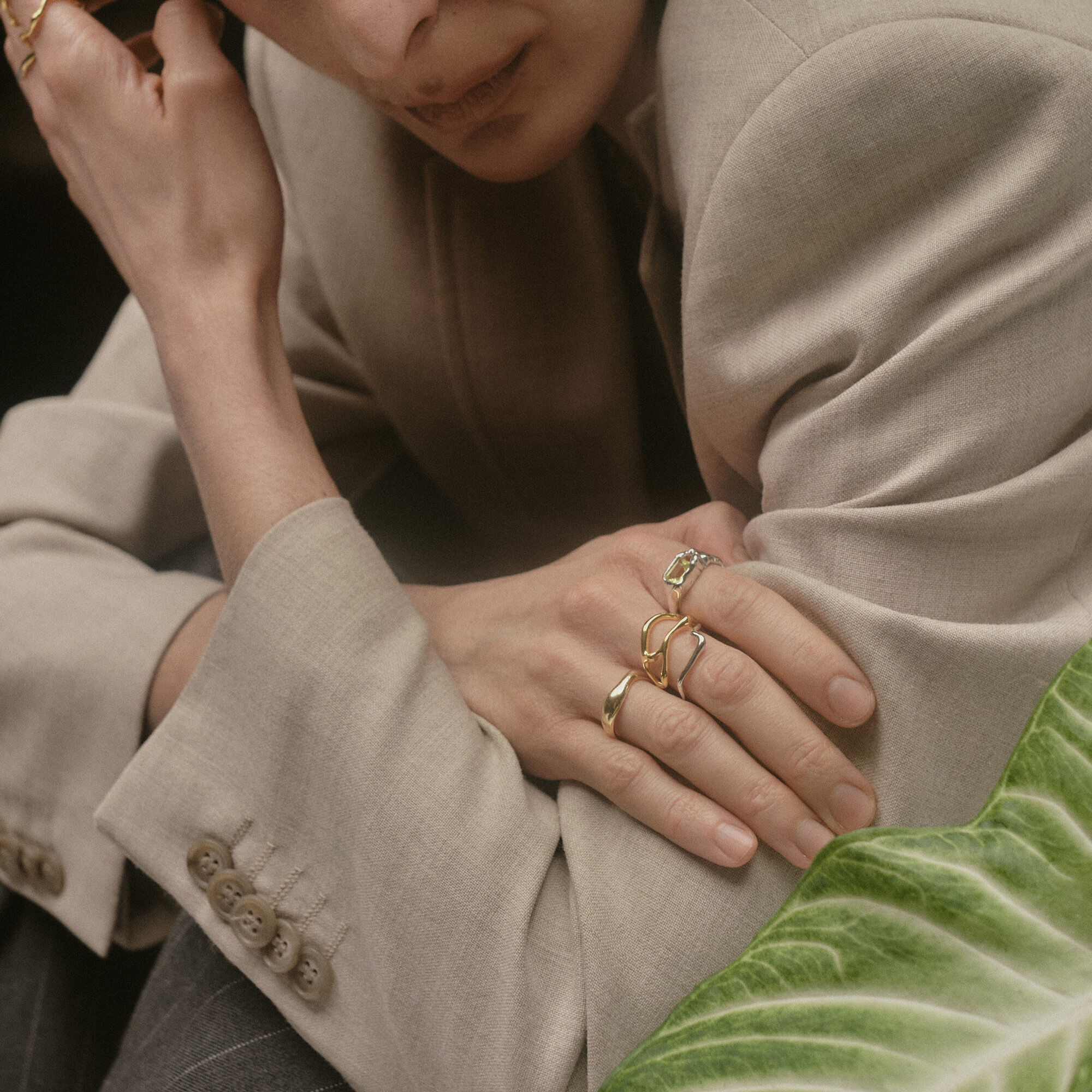 Vayu Ring, gold