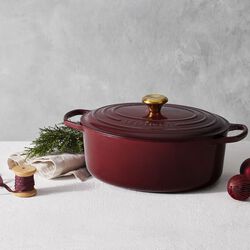 Signature cast iron oval casserole &Oslash; 31 cm, garnet, Le Creuset