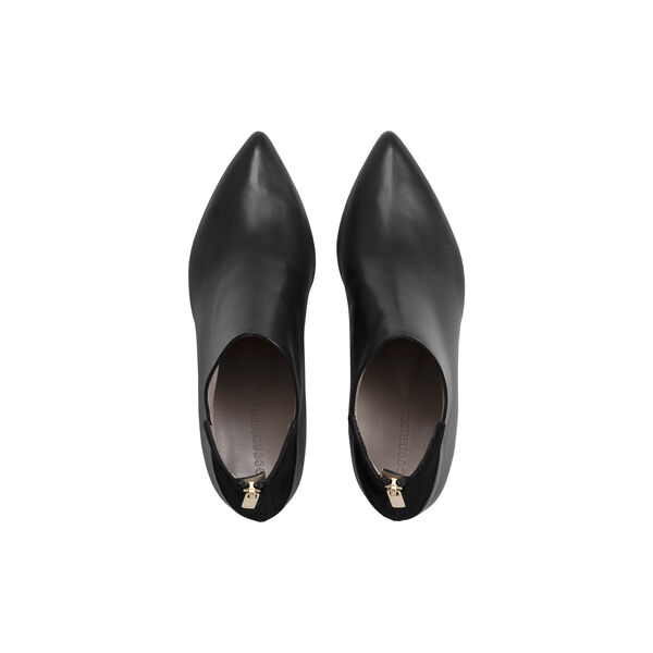 Ivy, black Ivy, black, Roccamore