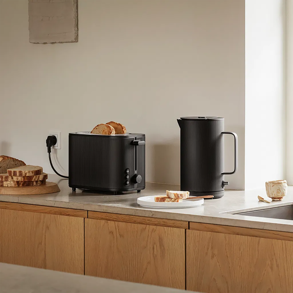 BERNADOTTE Electric kettle, black, Georg Jensen