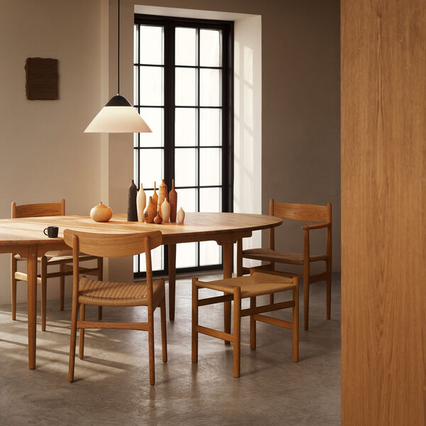 CH338 Dining Table incl. 1 x CH338I Extension Leaf, oiled oak, Carl Hansen & S&oslash;n