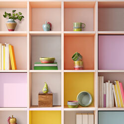 Poppery Pear with moth figurine, apple green/mint, K&auml;hler