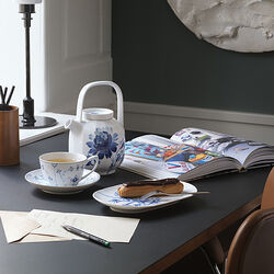 Blomst Serving Dish Hosta, Royal Copenhagen