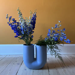 Kink Vase, light blue, Muuto