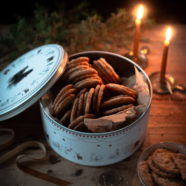 Christmas Morning Story | Cookie Tins | 1 Set, Wik & Wals&oslash;e