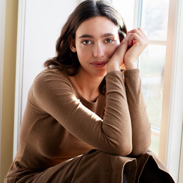 Slim Tee, almond Slim Tee, almond, Serendipity