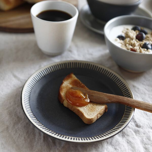 Colorit Plate Ø 19 cm, grey Colorit Plate Ø 19 cm, grey, Knabstrup Keramik