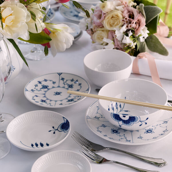 Blue Fluted Mega Bowl 110 cl, Royal Copenhagen