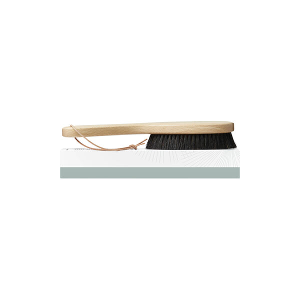 Recharge Ionic Long Handle Body Brush Recharge Ionic Long Handle Body Brush, Karmameju