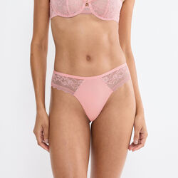 Comfort Allure String, strawberry cream, Triumph