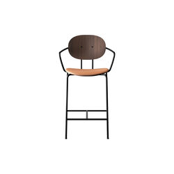 PIET HEIN Counter Chair with Arms, oiled walnut/Silk Cognac, Sibast Furniture