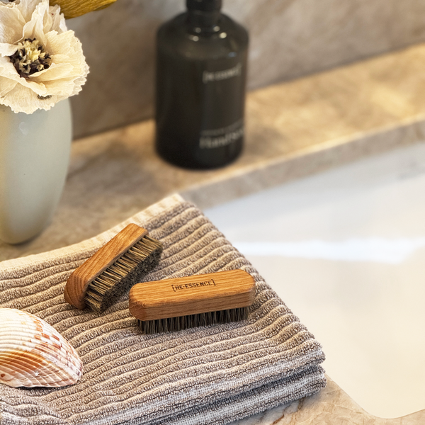 Nail Brush, RE-ESSENCE