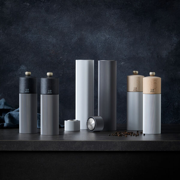Line Pepper Mill 18 cm, nature/grey, Peugeot