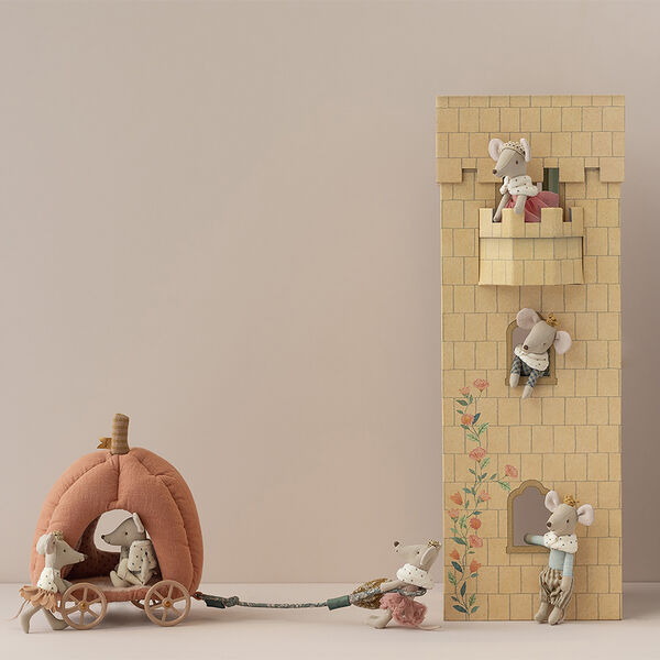 Mouse Pumpkin Carriage, Maileg